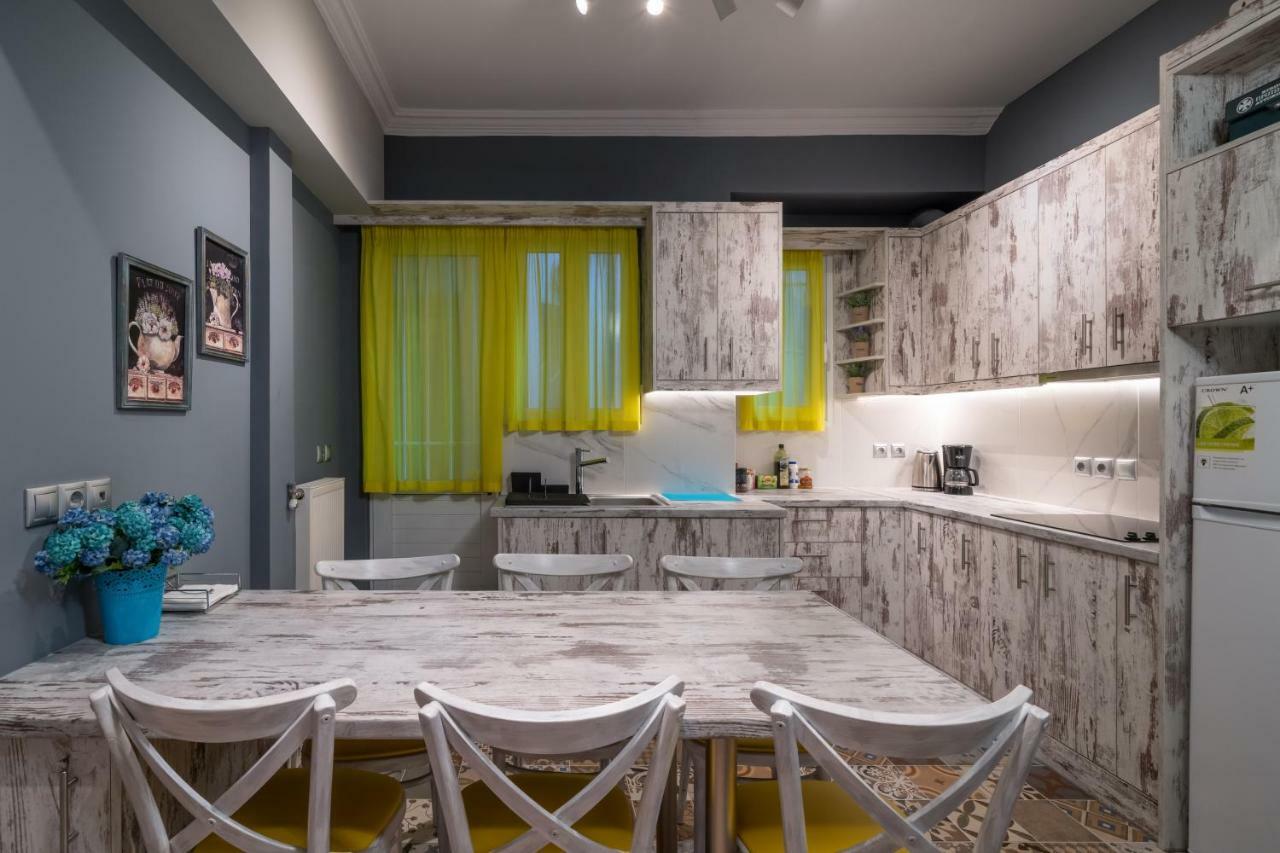 Modern & Stylish Apt At The Heart Of Athens Apartment Екстериор снимка