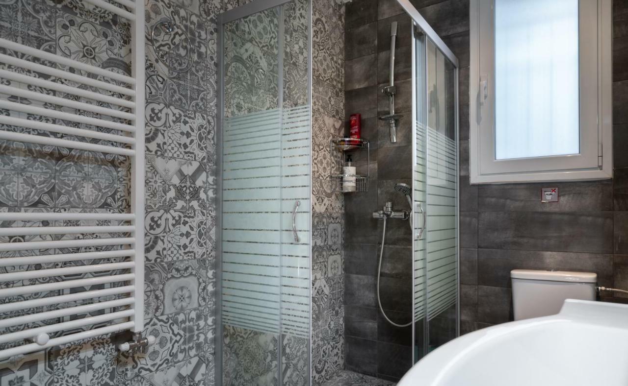 Modern & Stylish Apt At The Heart Of Athens Apartment Екстериор снимка